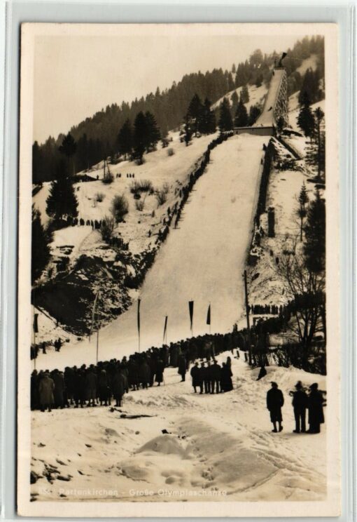 AK Postcard Skispringen, Partenkirchen Große Olympiaschanze, Pitzner Hütte