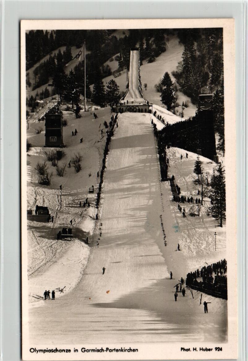 AK Postcard Skispringen, Garmisch Partenkirchen Olympia Skistadion Olympiaschanze Huber 924