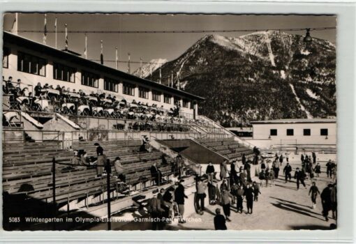 AK Postcard Eislaufen, Garmisch Partenkirchen Olympia Eisstadion Beckert