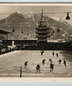 AK Postcard Eishockey, Garmisch Partenkirchen Olympia Kunstein Stadion Huber