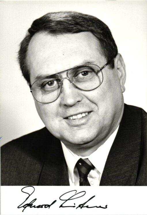 Eduard Lintner (1944-) Autogramm Politiker CSU, Parlamentarischer Staatssekretär beim Bundesminister des Innern 