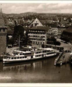 Alter Leuchttum am Seehafen, Lindau Bodensee;  Deutschland