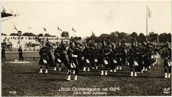 CPA Olympic Jeux olympiques Paris 1924 Les Bag Pipers 
